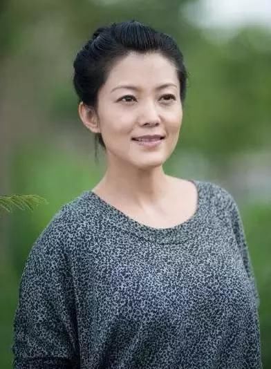 一不小心嫁给了罪犯的4位女星!