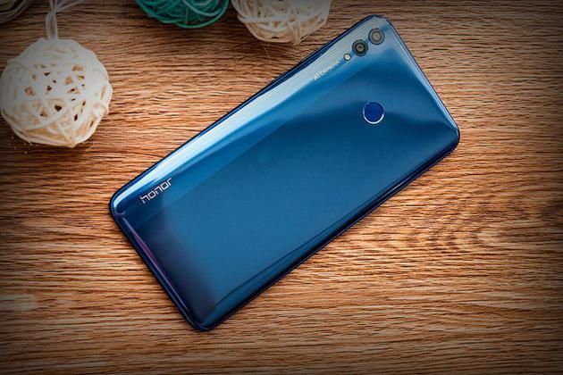 国庆出门不掉链子 大电池长续航手机推荐