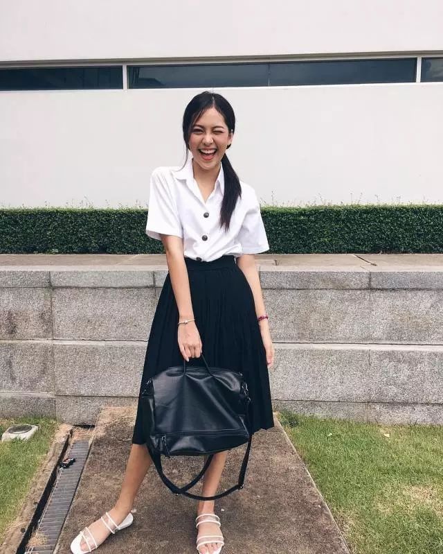 撞脸陈伟霆和迪丽热巴是怎样的体验?这枚泰国