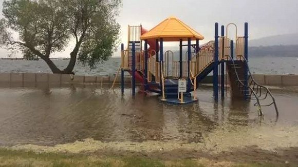 BC省洪水山火天灾不断,全省家庭房屋保险明年