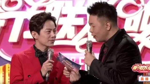 何炅救场,湖南卫视小年夜春晚杜海涛又出错 网