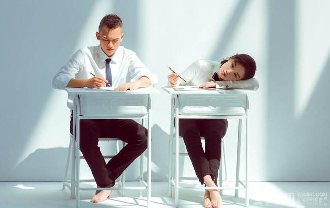 马思纯欧豪亲密依偎秀恩爱 马思纯欧豪是情侣吗