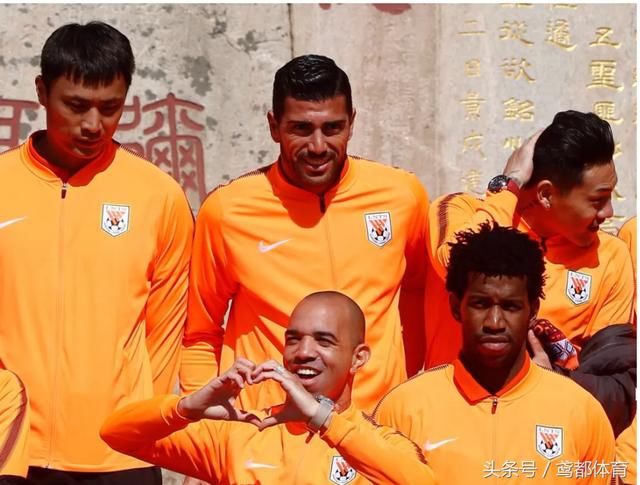 名记预测中超排名:华夏上港争冠 鲁能排名前六