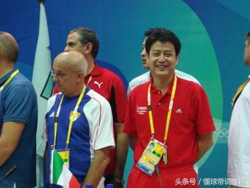 郎平和孙海平是很好的教练,他不比前两位差,却