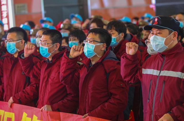 辽宁省第二批对口支援湖北襄阳医疗队出征(图12) 辽宁省第二批对口支援湖北襄阳医疗队出征(图12)