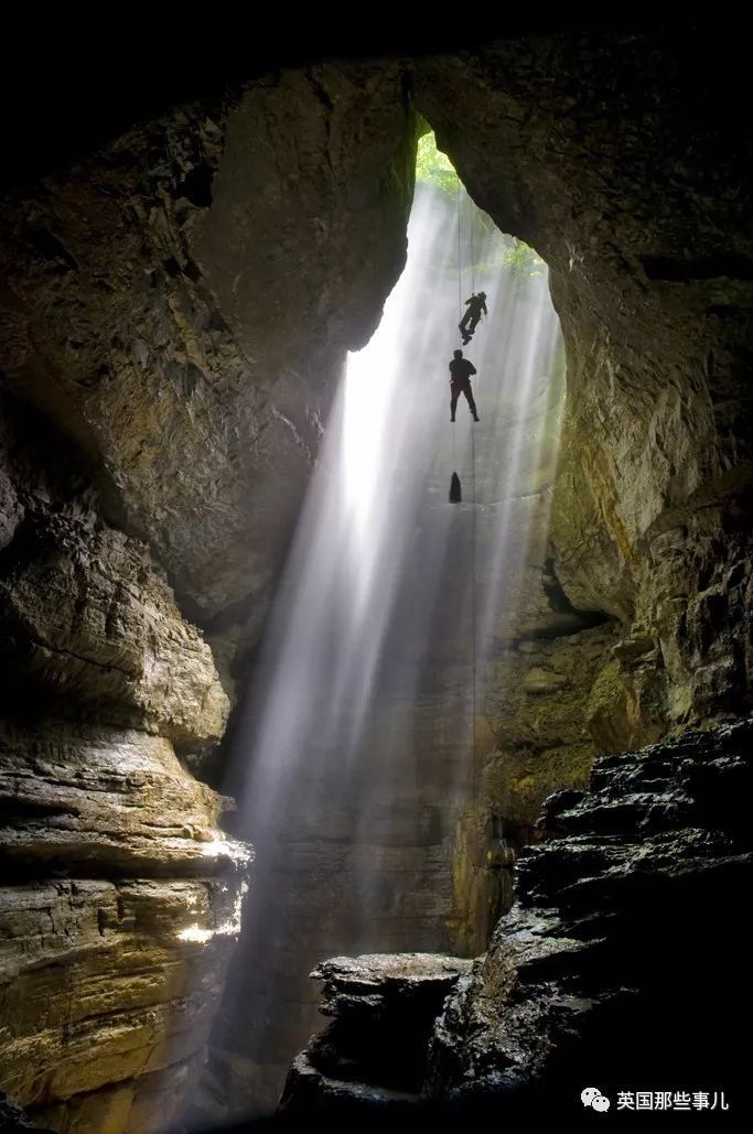 刚刚!泰国3名少年足球队队员已被成功营救出洞