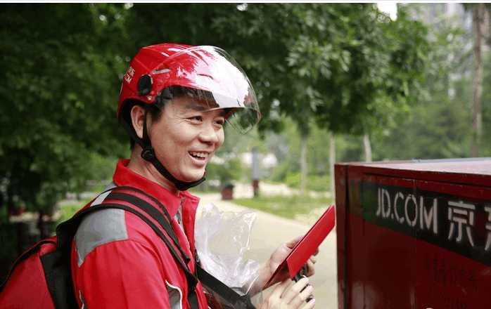 京东快递员的工资高出同行一半?这是真的吗?