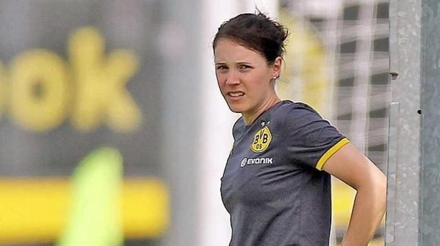 男足未来一片光明!西班牙人大赞足协这个举动