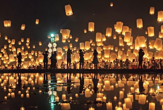 泰国人看中国:不知道高铁的样子,疑惑速度能比