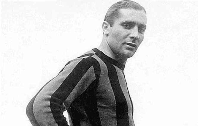 英媒评在米兰尤文都效力过的最佳十一人,伊布