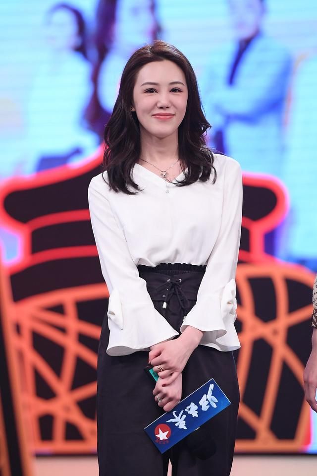 唐嫣罗晋结伴补英语携手留学闯天涯