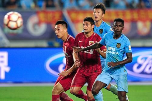 亡到登顶亚洲之巅 曾被不屑一顾的中国足球最