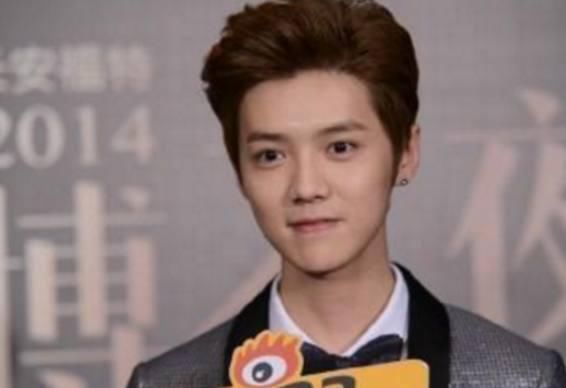 鹿晗接受采访,问什么时候结婚,关晓彤的话直接