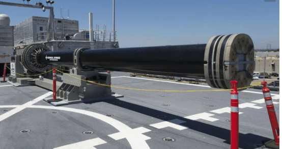 中国女神研发超级武器,经过50000次测试,弯道