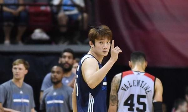 所有中国球员进入NBA球队名单,共12名无一遗