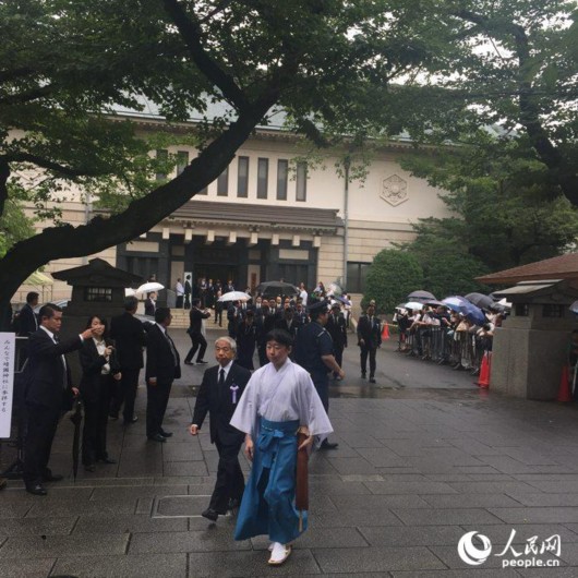 日本國會議員集體參拜靖國神社