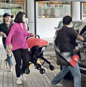 郭晶晶为霍家生女被传奖10亿房产 阔太依旧自己挣钱 郭晶晶为霍家生女被传奖10亿房产 阔太依旧自己挣钱