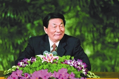 朱镕基退休生活:身体很好 闲时与夫人唱京剧 朱镕基退休生活:身体很好 闲时与夫人唱京剧