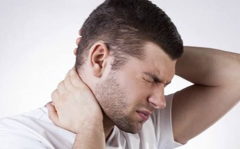 低头族颈部僵硬头晕眼花怎么办?6招颈椎操学