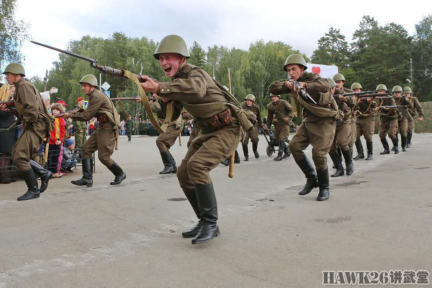 俄第90近卫坦克师 延续苏联红军荣誉称号