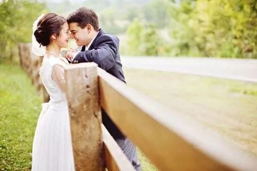 她为什么一直不愿意结婚?心理学告诉你她真实