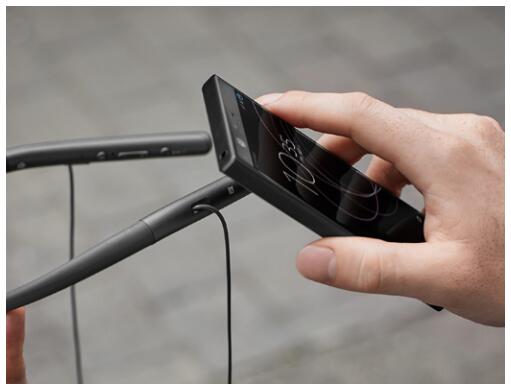 索尼h.ear系列耳机WI-H700 长久续航乐享无线