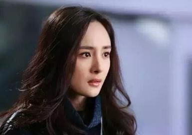 杨幂曾自爆拍那种片子的时候,下面弄出了血,却