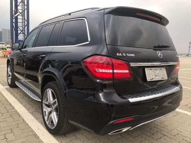 两款v8你了解多少,奔驰gls500对比奔驰gls550