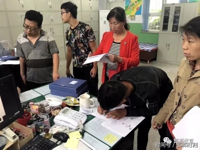 丛台教育倾心助学 为寒门学子插上翅膀