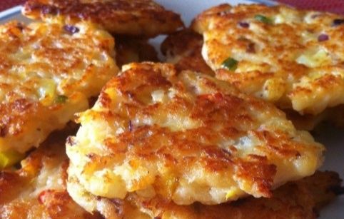 三文鱼土豆饼,宝宝都喜欢吃的一款小饼饼,做法