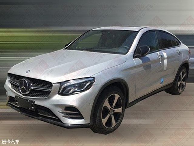 奔驰GLC200轿跑SUV两驱版图片 配置调整其他不变 奔驰GLC200轿跑SUV两驱版图片 配置调整其他不变