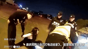出租车里传出奇异香味！18岁少女竟当场下跪！真相太可怕