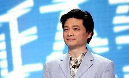 崔永元微博爆料范冰冰涉税案,有人称,小崔你干