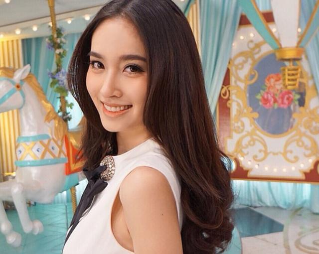 中国人问:为什么泰国女孩个个漂亮?泰国某网民