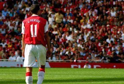 英超历史单赛季进球最多的八位球星,希勒、C罗