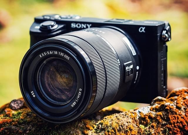 E-mount入门旅游镜首选!索尼E 18-135mm F3