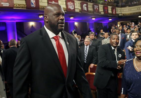 奥尼尔:姚明是第1个连盖我3次的人 感觉他2米4 奥尼尔:姚明是第1个连盖我3次的人 感觉他2米4