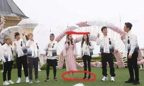 热巴真实身高曝光,比起垫箱子的baby沈月张雪