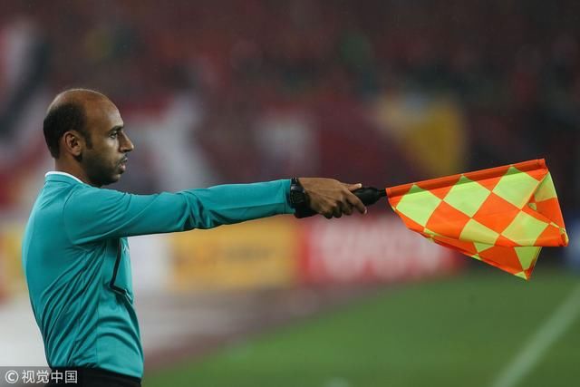 解析足球比赛官员权利与职责(下)