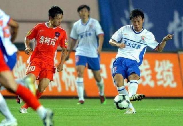 他曾被视为中国梅西,因卫生巾事件沦落,如今