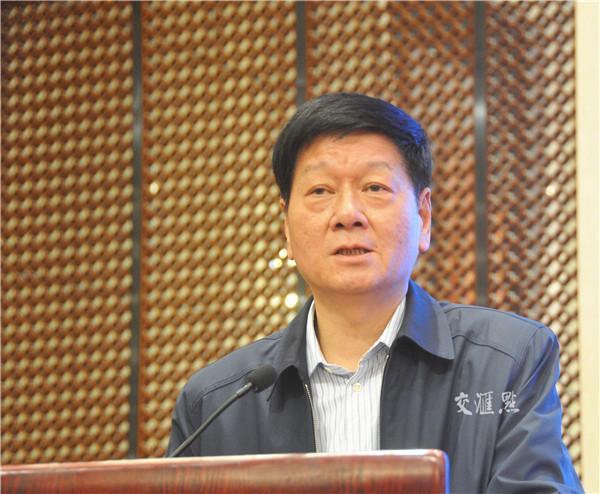 教科文卫体专委会主任,教授,博士生导师,中国区域经济学会副会长韦伟