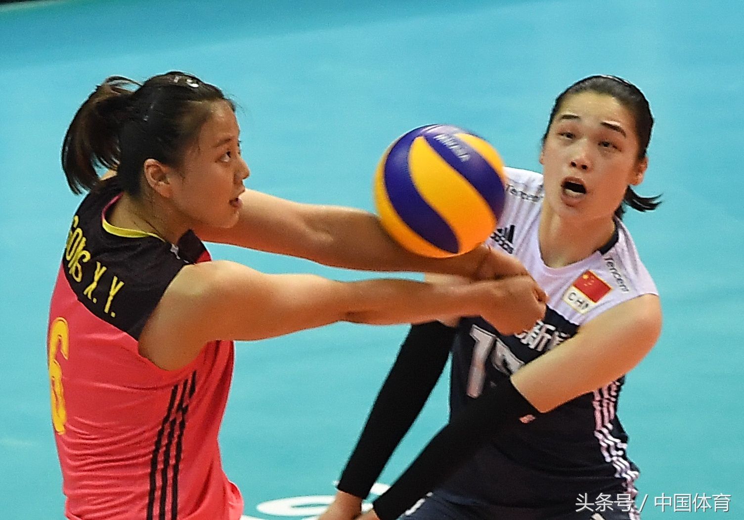 世界女排联赛总决赛 中国队0比3负于巴西队