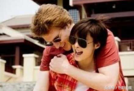 袁立与前夫闪婚闪离,嫁老外后很痛苦,感叹还是