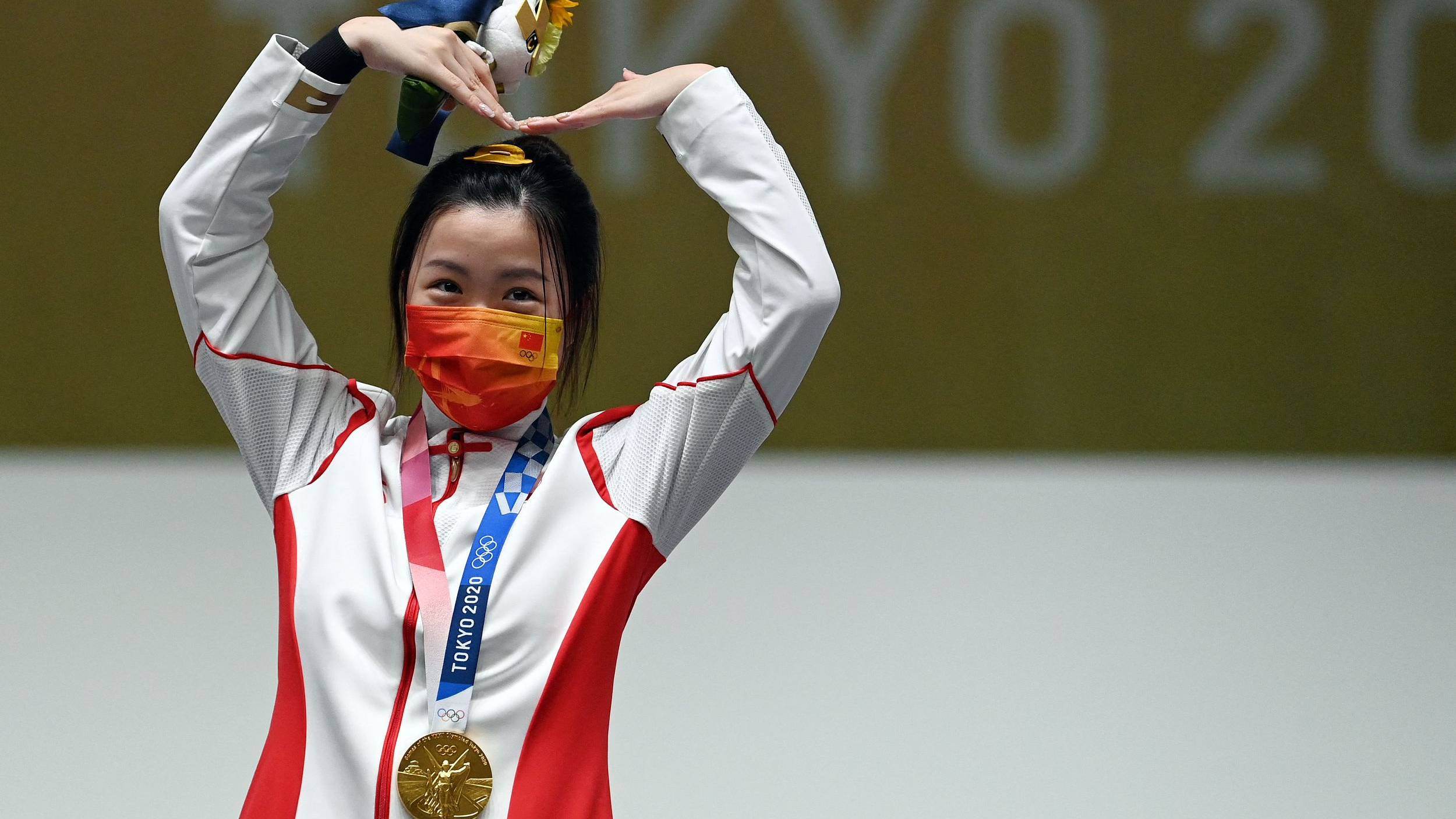 首金！杨倩夺得东京奥运会射击女子10米气步枪金牌