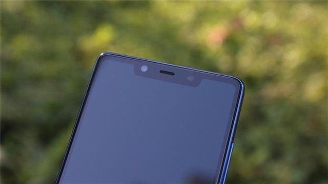 为何小米8不带红外遥控?新的小米8SE却带有