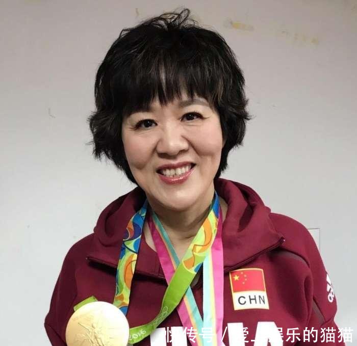 中国女排总教练郎平, 一个月能领多少退休金