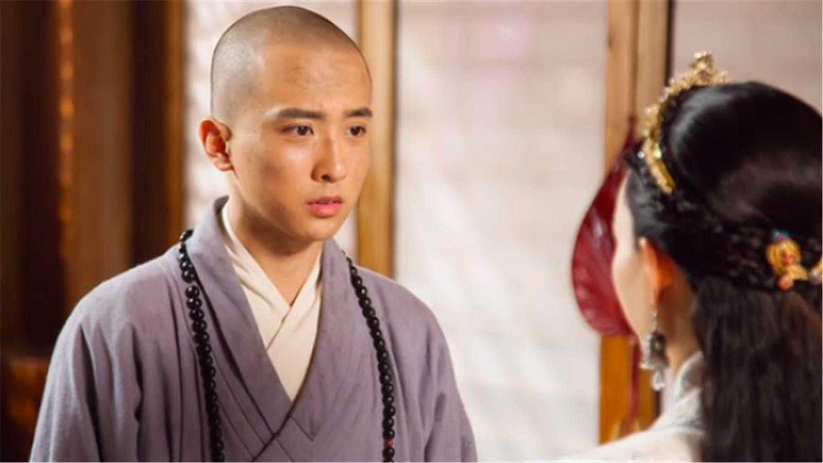 李政阳首演魔幻题材剧 绿布戏考验演员信念感
