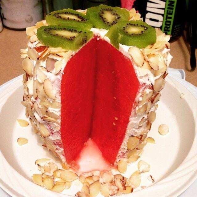 过生日送什么蛋糕会让对方感到十分惊喜?