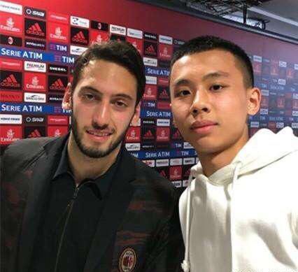 7岁天才即将加盟AC米兰,被赞可超越孙兴恁