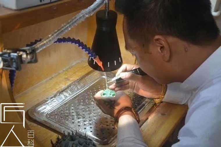 匠人百科|青年玉雕艺术家时华龙:心有江南美如画 因缘际会行天